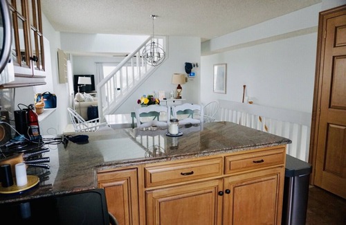 South End House | Double Deck Sunset Views & 3 Block Beach Walk