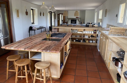 Tulette House | Double Maison Familiale en Drôme Provençale au Milieu des Vignes