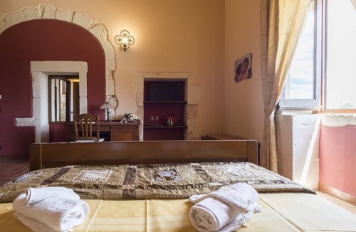 Maeggio Hotel | Double Pool View Hotel Lady Lusya ★