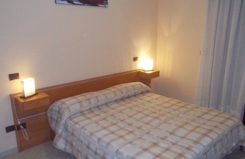 Ospedaletto D'Alpinolo Hotel | DOUBLE ROOM DOUBLE ROOM - ROYAL HOTEL