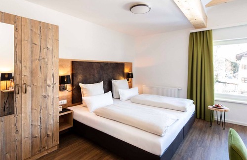 Bad Wiessee House | Double room Bodenschneid - Hotel Schnitzer