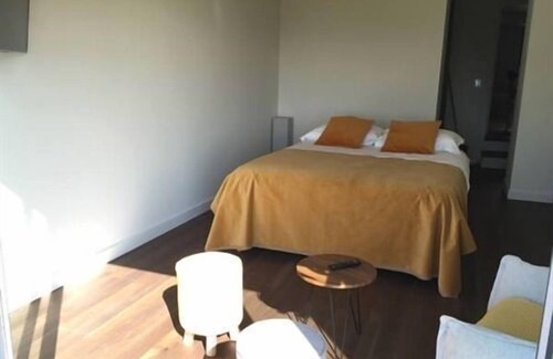 Ville-di-Pietrabugno House | Double room-Deluxe-Wet room-Sea view