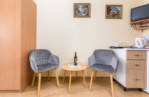 Valbandon Villa | Double Room in Fažana - near the Beach