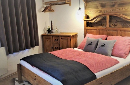 Zell am See Bed & Breakfast | Double Room with Balcony & Winter Garden Lake View - Ditzer, Haus