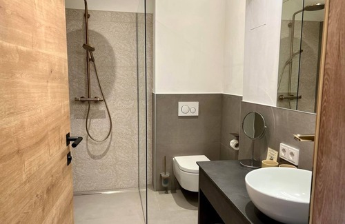 Muehlbach Am Hochkoenig House | Double room with extra bed (room 5) - Gasthof Scherer