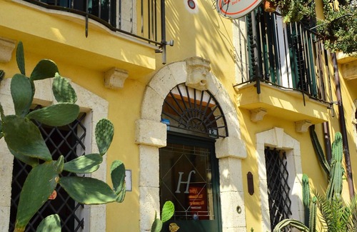 Scilla House | Double room with sea view in the village of Chianalea di Scilla (Calabria)