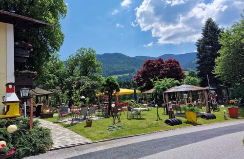 Leogang House | Double room with shower, WC - Ferienhotel Lindenhof