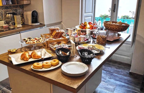 Gaeta Bed & Breakfast | Double Room with single beds Cajeta with private bathroom