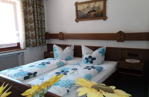 Blankenheim House | Double room without balcony - Hotel Finkenberg