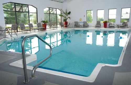 Collinsville Hotel | DoubleTree by Hilton Collinsville/St.Louis