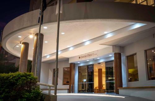 Cairns Central Business District Hotel | DoubleTree by Hilton Cairns