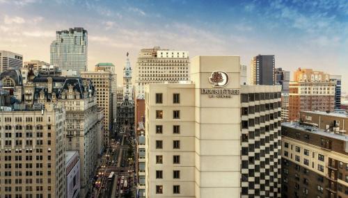 Gayborhood Hotel | DoubleTree by Hilton Hotel Philadelphia Center City