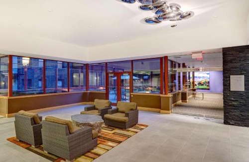 Gayborhood Hotel | DoubleTree by Hilton Hotel Philadelphia Center City