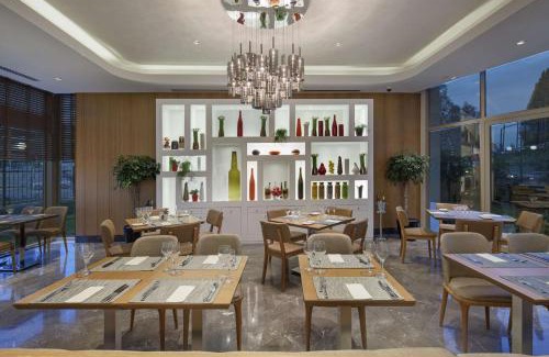 Pendik District Hotel | DoubleTree by Hilton Hotel Istanbul - Tuzla