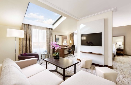 Wawer Hotel | DoubleTree By Hilton Hotel & Conference Centre Warsaw