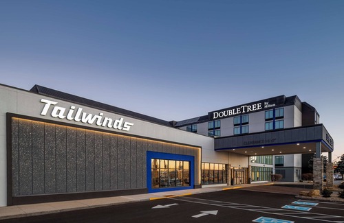 Madison Hotel | DoubleTree by Hilton Madison East