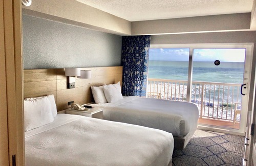 Ocean Park Hotel | DoubleTree Suites by Hilton Melbourne Beach Oceanfront