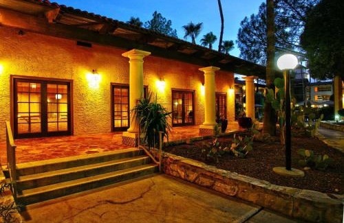 Tucson Hotel | DoubleTree Suites by Hilton Tucson Airport