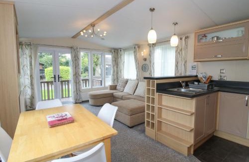 Aymestrey House | Dove