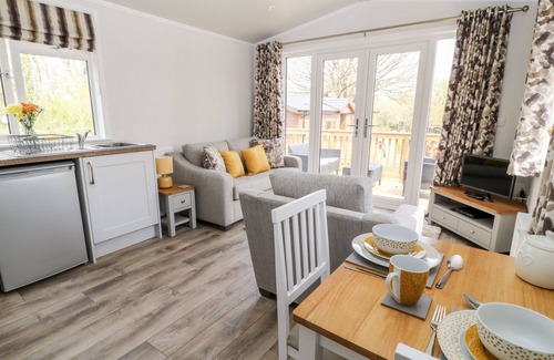 Black Torrington Cottage | DOVE LODGE, pet friendly, character holiday cottage in Sheepwash