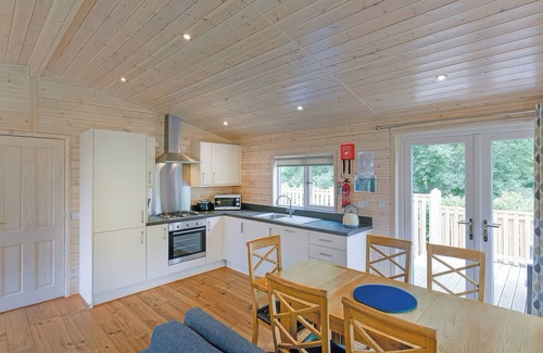 Saddleworth Cottage | DOVESTONE LUXURY LODGES (SLEEPS 4)- PET FREE in Greenfield