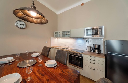 Nove Mesto Apartment | Downtown - 2 Room Zborovska