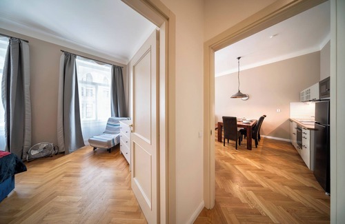 Nove Mesto Apartment | Downtown - 2 Room Zborovska