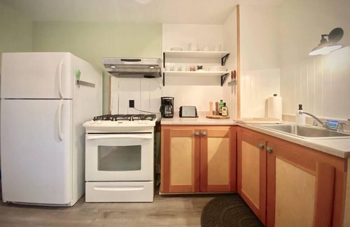 Arcata Apartment | Downtown Arcata Stylish Apt