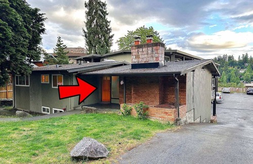 Northwest Bellevue Condo | Downtown Belleuve Spacious apartment, close to downtown park, old Bellevue, Bellevue square and more