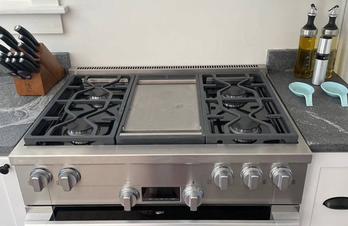 Blue Hill House | Downtown Blue Hill - best place in town