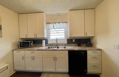 Ironwood Condo | Downtown "Blue Room" at Villages on Aurora