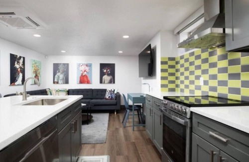 Franklin House | Downtown Bungalow