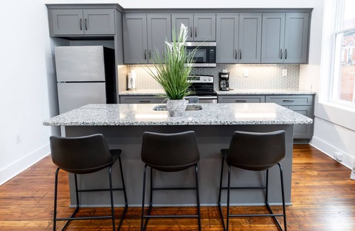 Cartersville Apartment | Downtown Central Park Loft 3