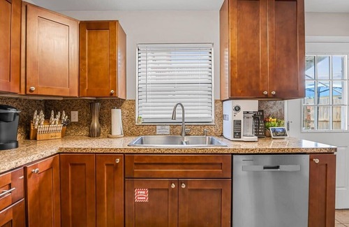 Cocoa Beach House | Downtown Cocoa Beach Townhome- Walk to Everything!