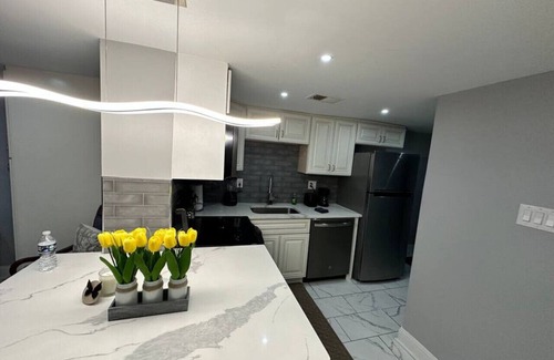 Truxton Circle Condo | Downtown Delight Vibrant Oasis in Heart of DC's Bustling Streets