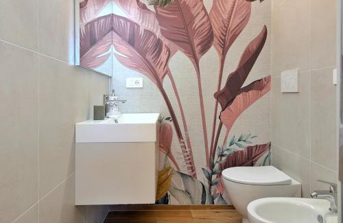Porto San Giorgio Apartment | Downtown Design Wi-Fi AC Elevator in the house