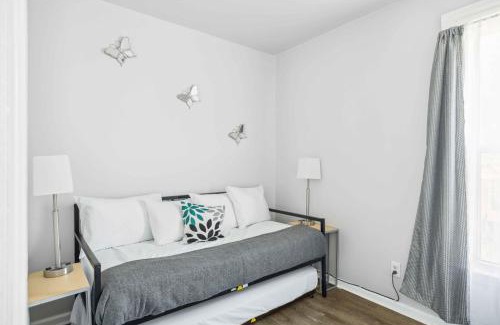 Mexicantown - Southwest Detroit House | Downtown Detroit Gem 3BR Near Culture Attractions