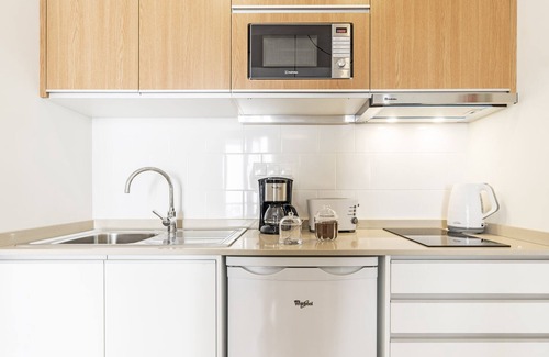 Sao Pedro Apartment | Downtown Funchal Apartments 2A Fanal.