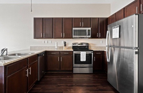 Montgomery Apartment | Downtown Gem | 1BR with King & Comfy Vibes