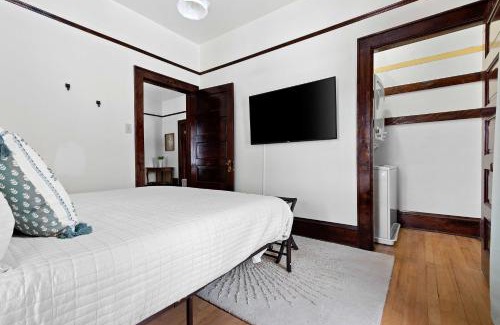 Gillett House | Downtown Gillett Bungalow, Fireplace, 3B, Historic