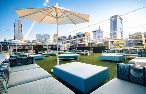 Downtown Las Vegas Hotel | Downtown Grand Hotel & Casino