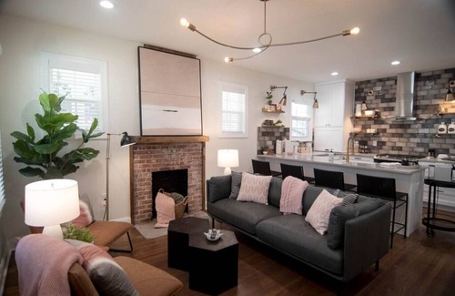 Greer House | Downtown Greer's Pink Door Cottage