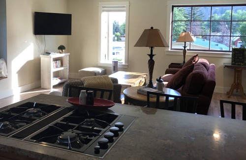 Hailey Apartment | Downtown Hailey Apartment for Rent