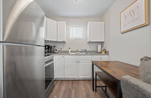 Herron Morton Apartment | Downtown Indy Apartment~5 Min to Mass Ave~Garage