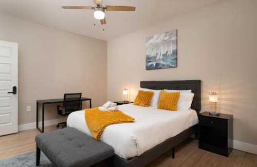Cole-Noble District Apartment | Downtown INDY Private Room - Shared