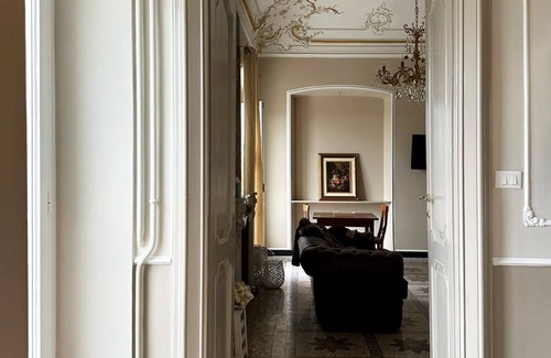 Castelletto House | Downtown