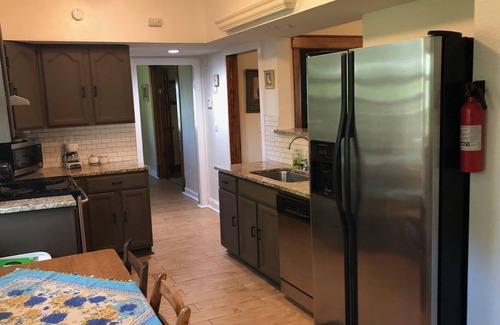 Pendleton Heights House | Downtown KC - Historic Manor with Park View!