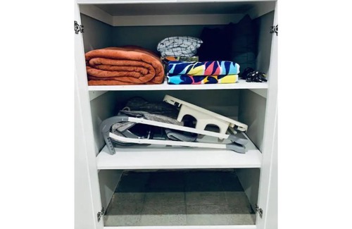 Governmental Mall House | Downtown, Kid-friendly “Casa Luna” w/ Jacuzzi