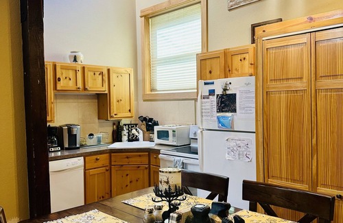 Estes Park Apartment | Downtown Location! Your dream vacation can start here!
