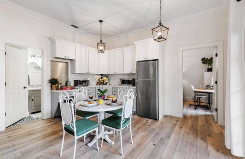 Old Northwood Historic District House | Downtown Luxury Guest House